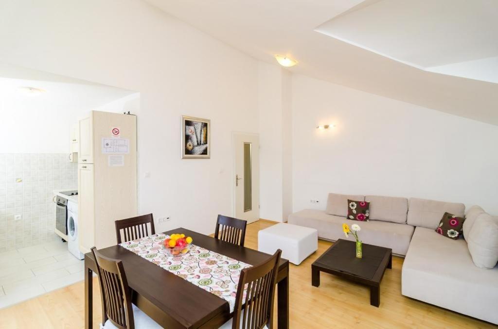 Apartments Nikola Дубровник Екстериор снимка